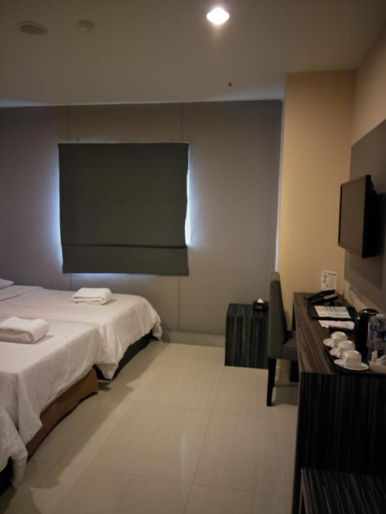 Hotel Olive Tangerang Zimmer foto